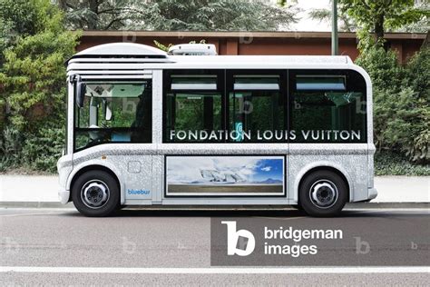 fondation louis vuitton bus|louis vuitton museum website.